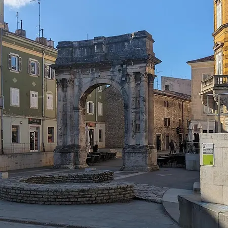 Appartamento Paganor Pola